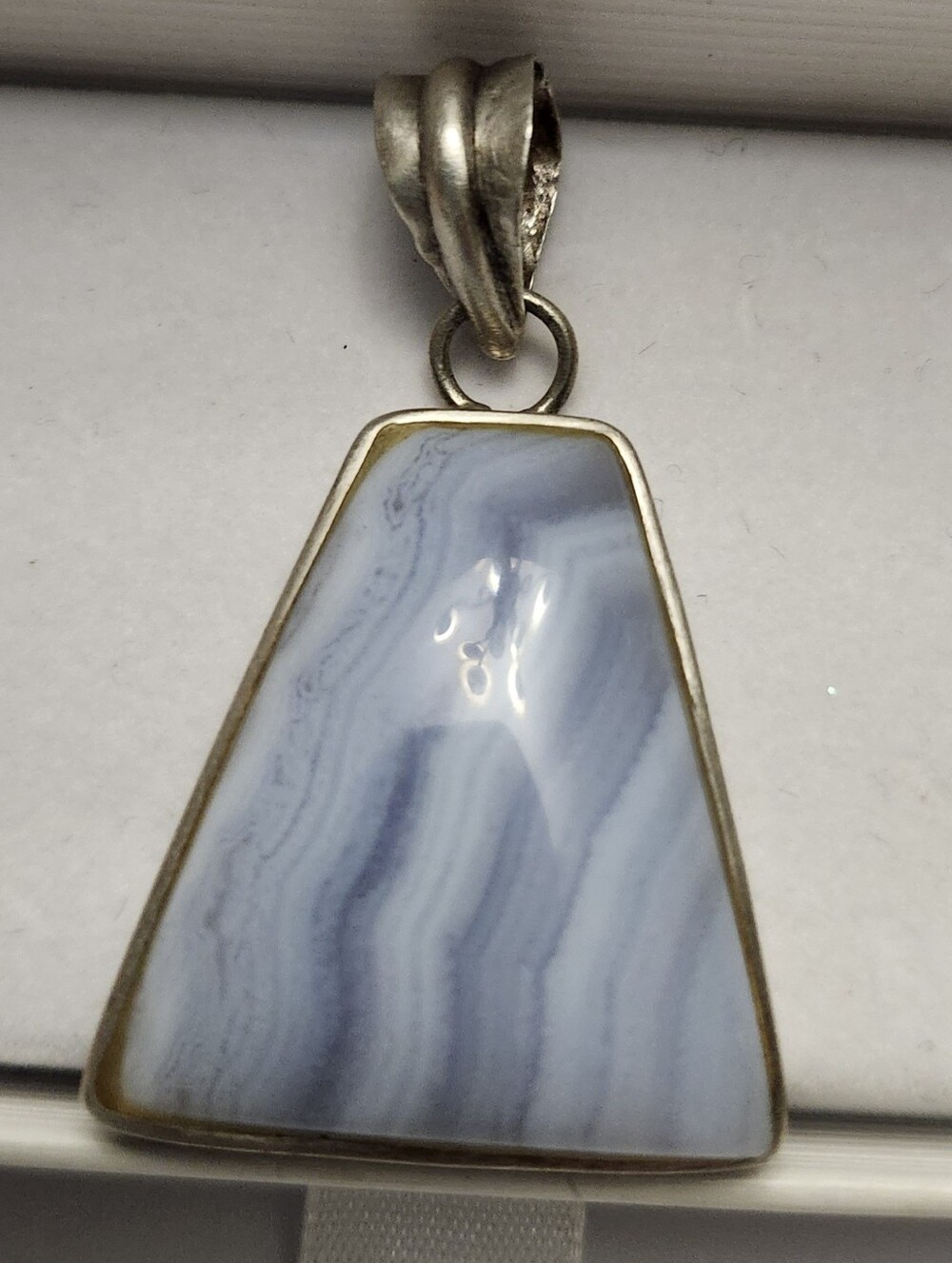 Gorgeous Blue Lace Agate Sterling Silver 925 Pendant Necklace